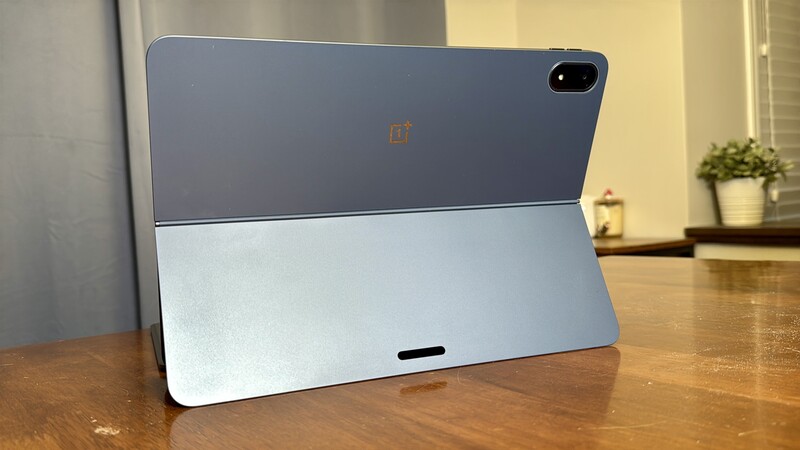 Oneplus Pad 3 Keyboard Case Rear View