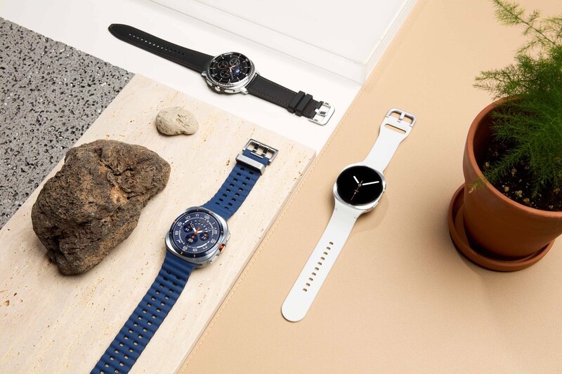 014 Product Design Galaxy Watch8 Silver Galaxy Watch8 Classic Black Galaxy Watch Ultra Titanium Blue