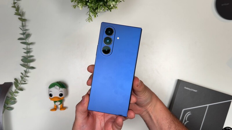 Z Fold 7 Shadowblue