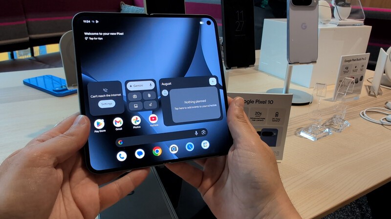 Pixel 10 Pro Fold Hero
