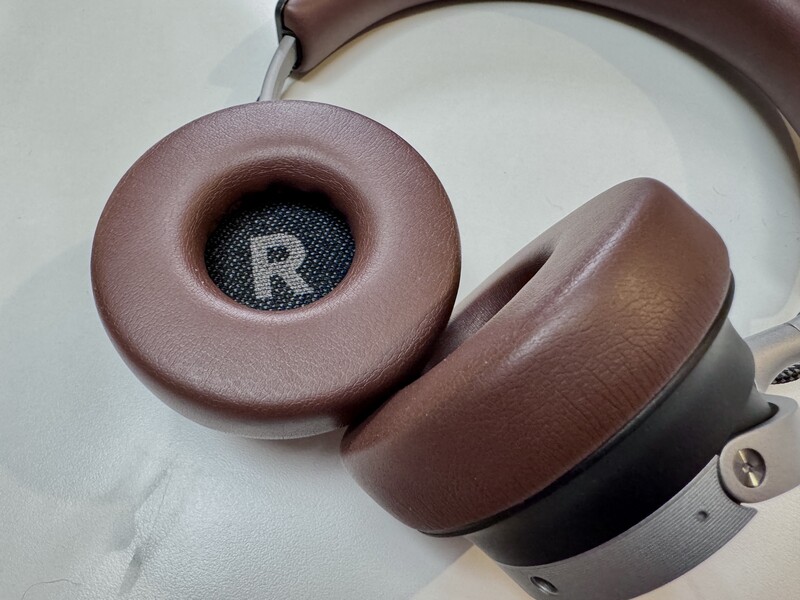 Aventho 100 Inside Ear Cup