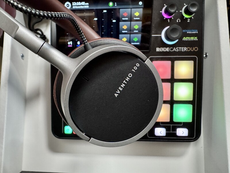 Aventho 100 W Rodecaster