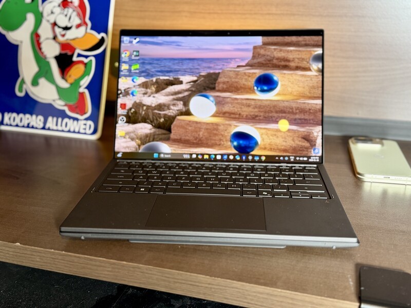 Asus Zenbook Duo Laptop Mode Hero Option