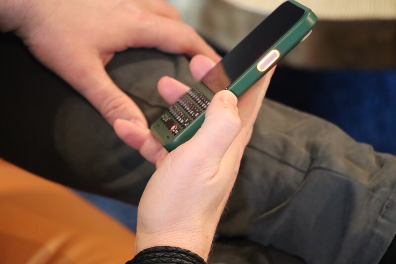 Clicks Communicator Signal Light