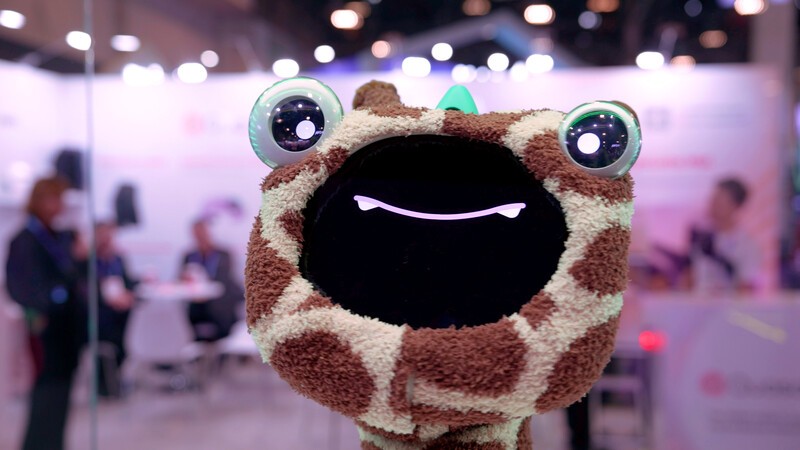 Ollobot Giraffe Costume Face Cu