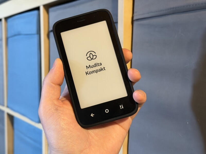 Mudita Kompakt Home Screen Hero