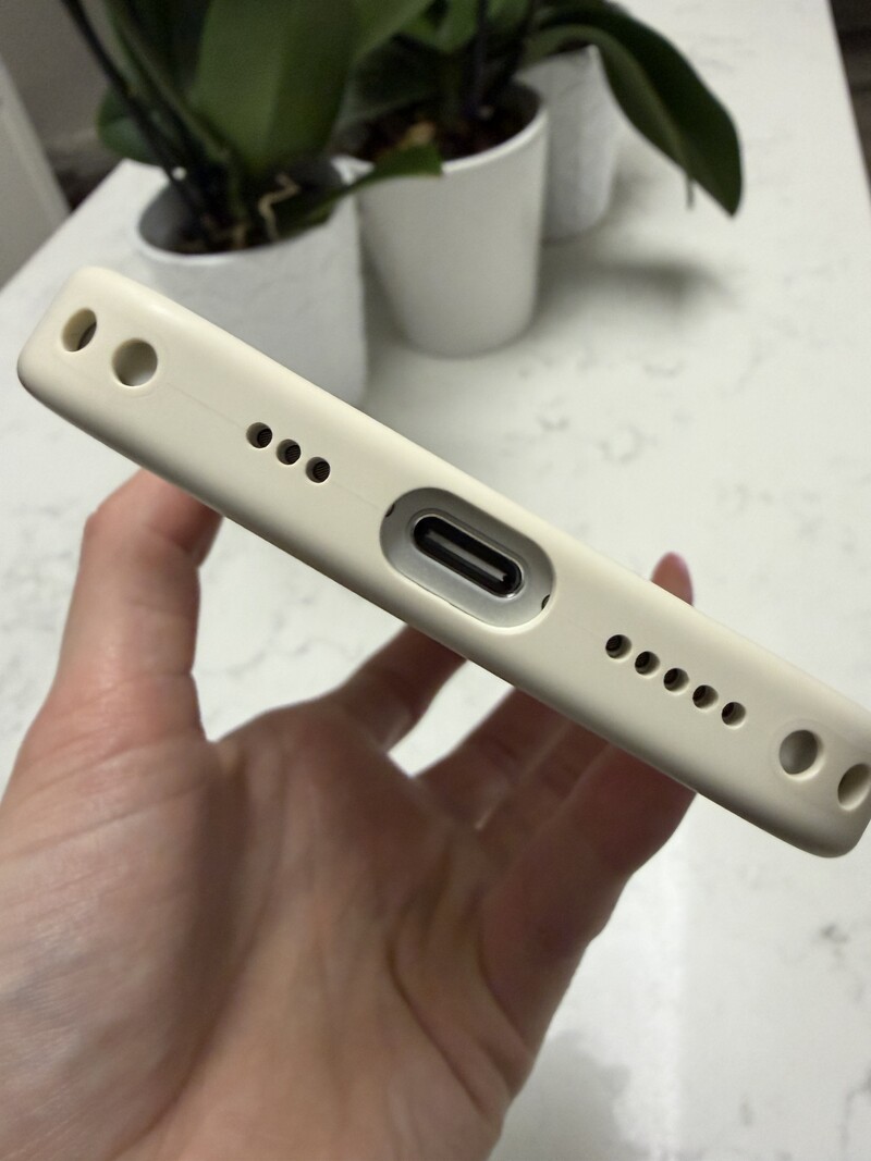 Iphone 17e Usb Port
