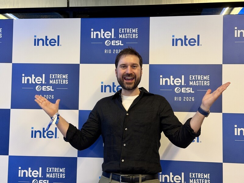 Drew With Intel Backdrop