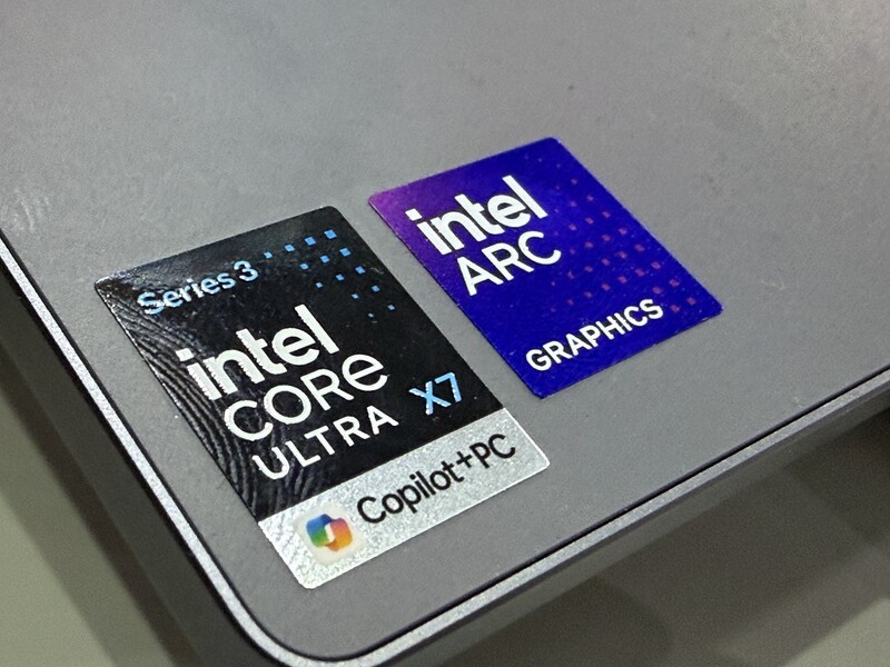 Intel Core Ultra Series 3 Sticker