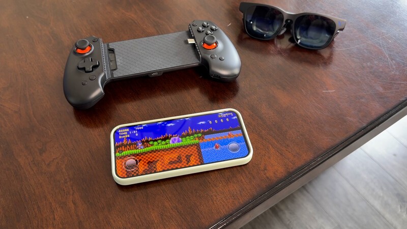 Viture Controlelr W Phone And Glasses