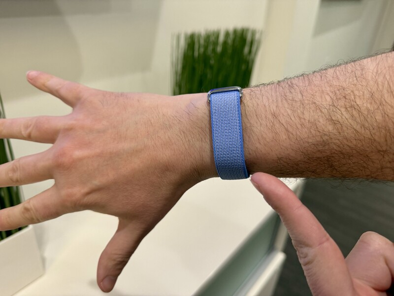 Fitbit Air Lobby Hero