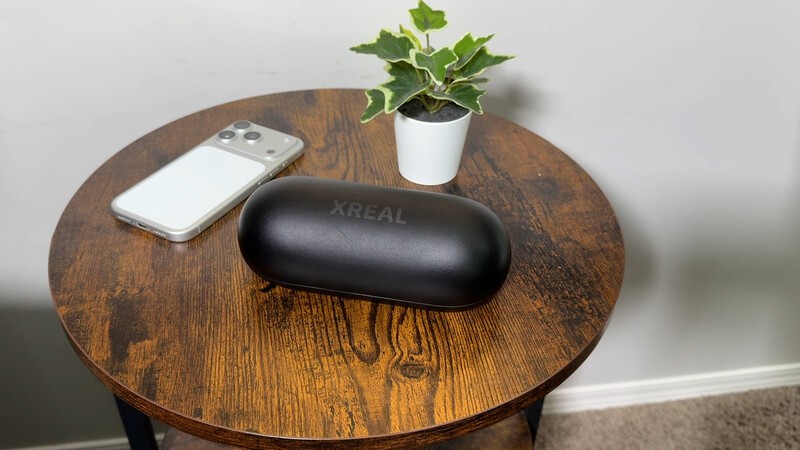 Xreal One Pro Case W Iphone 17 Pro