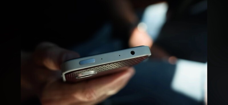 Headphone Jack Clicks Communicator