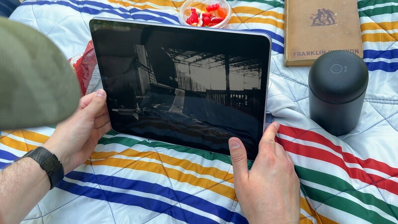 Ipad Air Outdoor Picnic