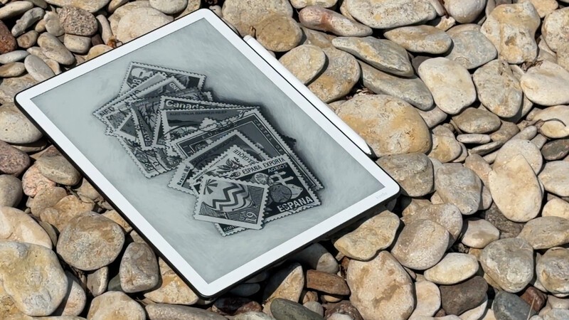 Kindle Scribe Beach Rock Hero