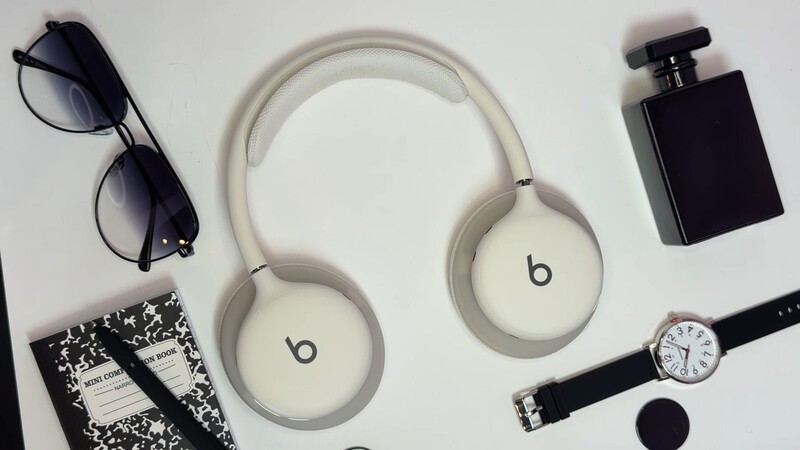 Beats 360 White W Accessories
