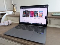 MacBook Pro Killer? Why the Galaxy Book6 Pro is The New Travel King