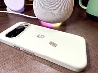Does the Google Pixel 11 Have a Physical SIM Card Slot in Canada?