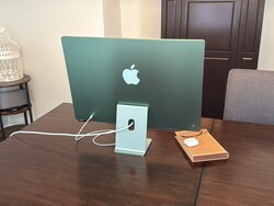 Same form, new colours - Apple reveals latest iMac