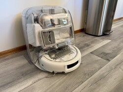 DJI ROMO P Review: A Robot Vacuum From the Future