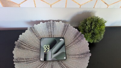 Google Pixel 10 Pro Fold Review: If You Skipped The 9 Now Is Your Time!