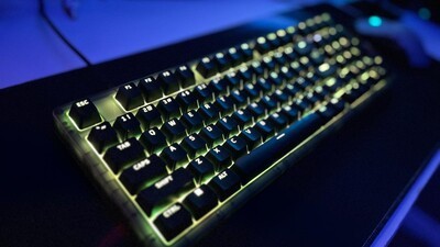 The HyperX Origins 2 1800 Skips the Gimmicks for Pure Gaming Speed
