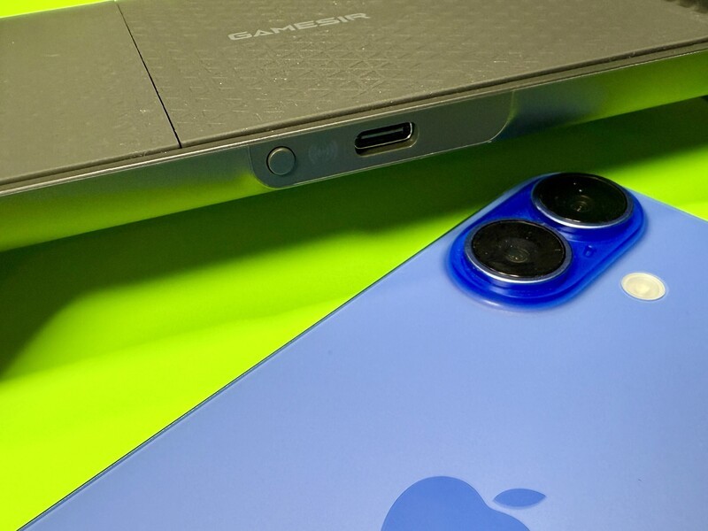 Gamesir G8 Usb C Port And Sync Button