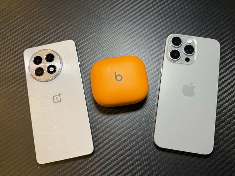Power Beats Pro 2 W Iphone And Oneplus 13r