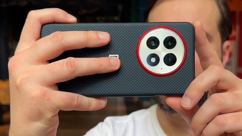 Oneplus 13 In Case Still